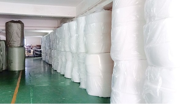 熱風無紡布品質(zhì)嚴格要求廠家