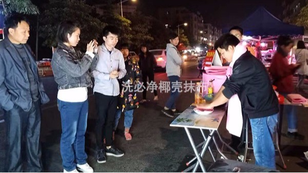 擺地?cái)傎u(mài)椰殼抹布怎么樣