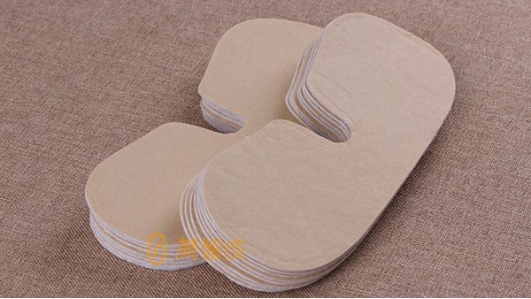 背膠針刺棉對(duì)膠層有什么要求？